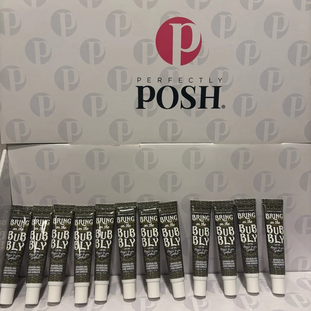 Perfectly Posh Being on the Bubbly Lip Oil - Sparkling Champagne and Ginger 🥂